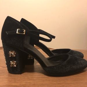 Velvet-like bejeweled heels with ankle straps